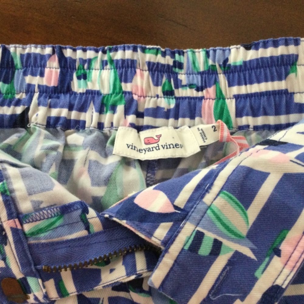 Vineyard Vines shorts. Sailboat design. Size 2. NWOT. - Picture 2 of 3
